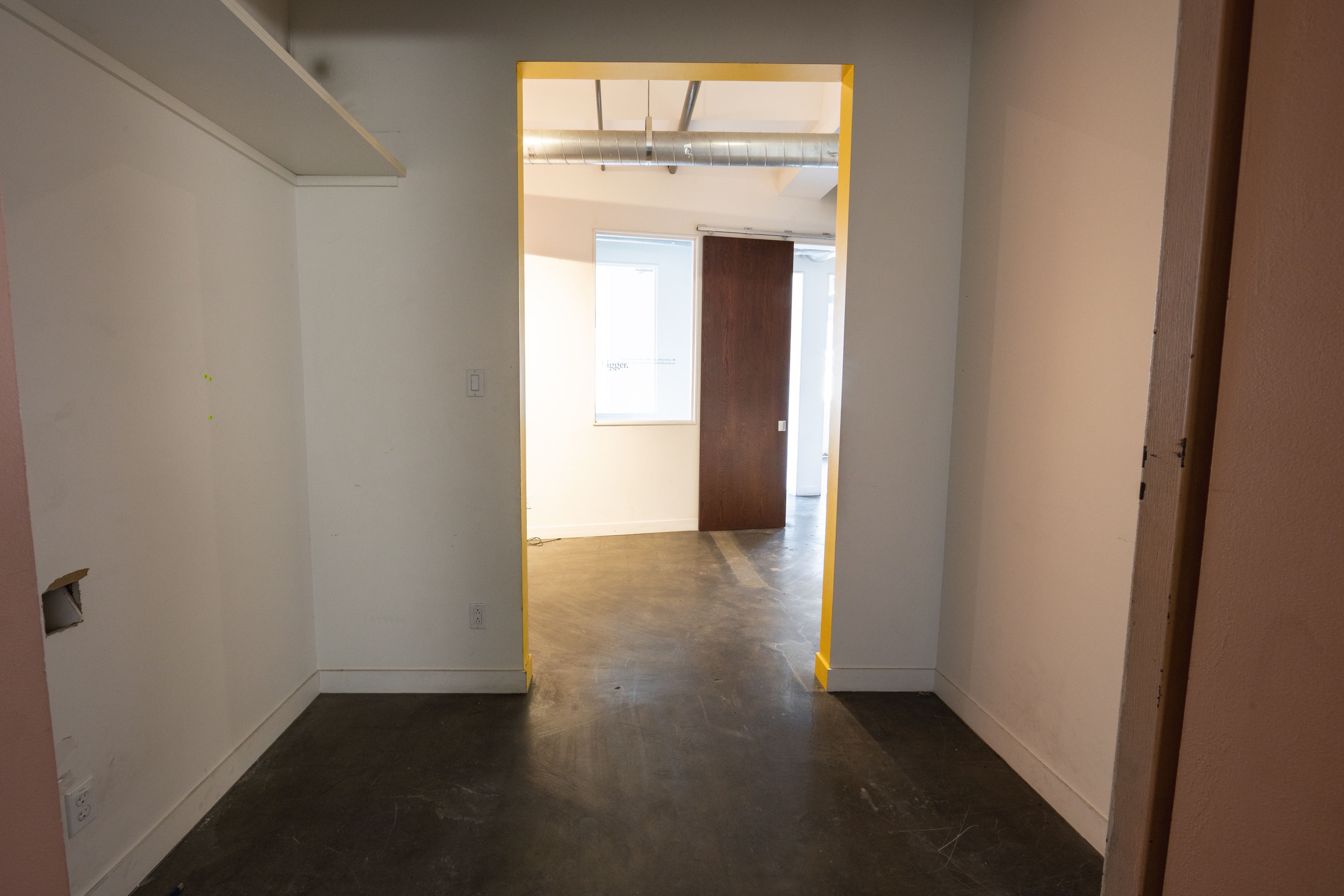 Suite 301 - Image 4