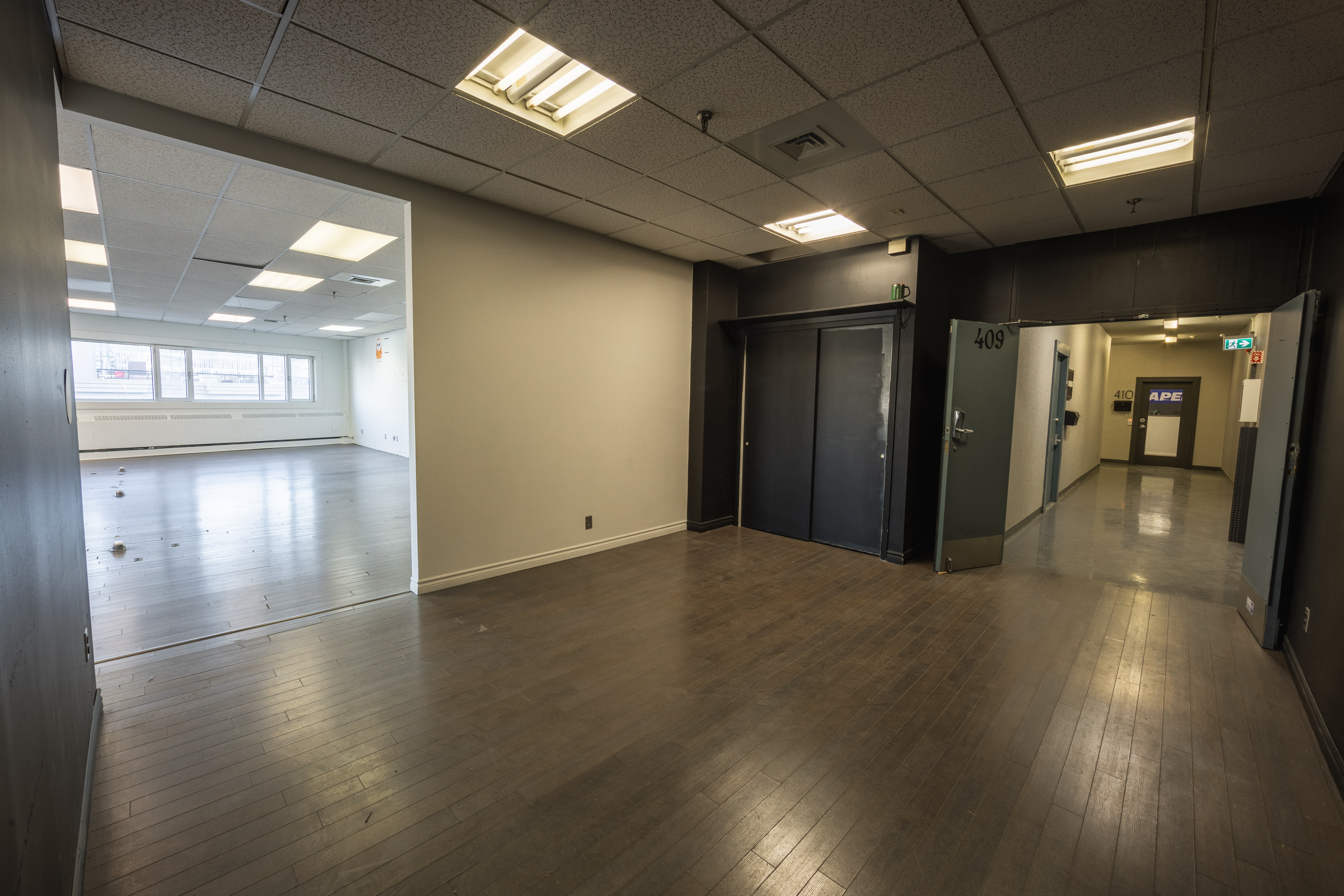 Suite 409 - Image 1